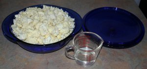 Cauli chopped in bowl